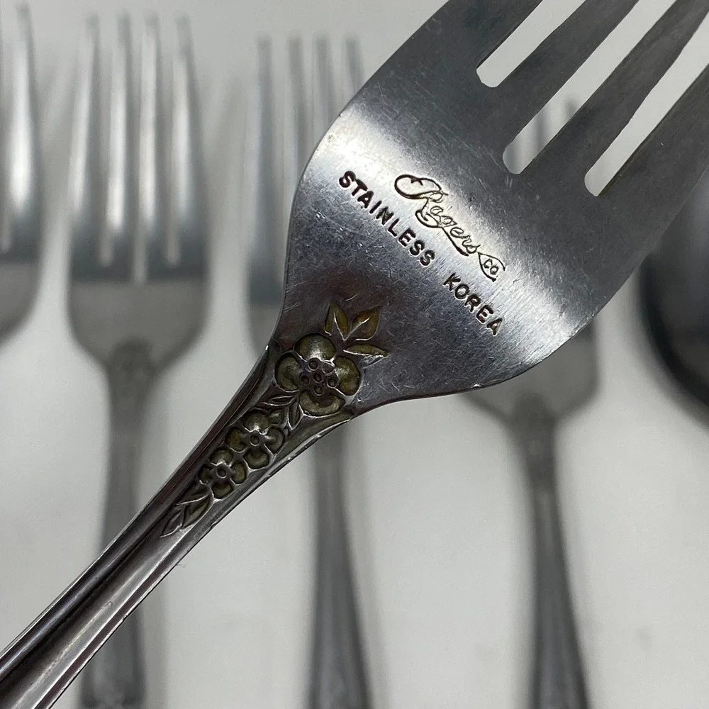 Vtg 6pc Set Wm. Rogers & Son Flatware Mid-Century Silver Floral Stainless Korea
